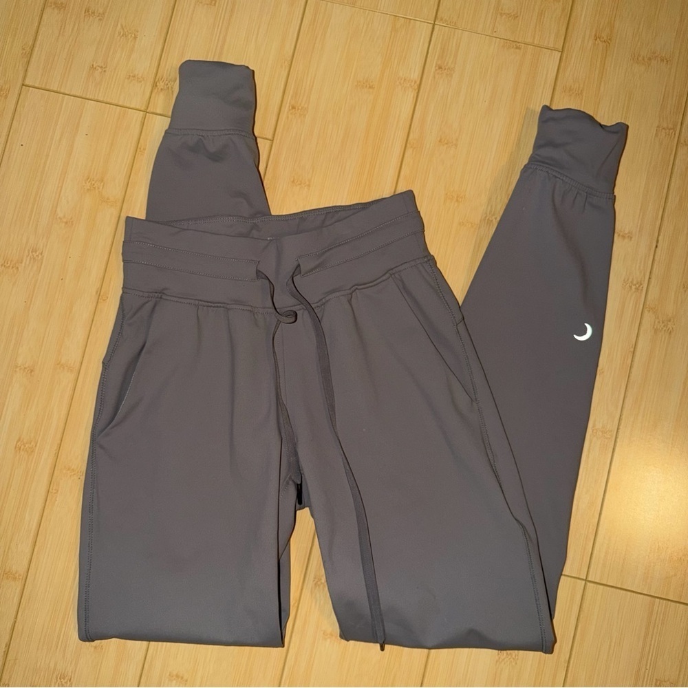 Zyia Ascend Joggers